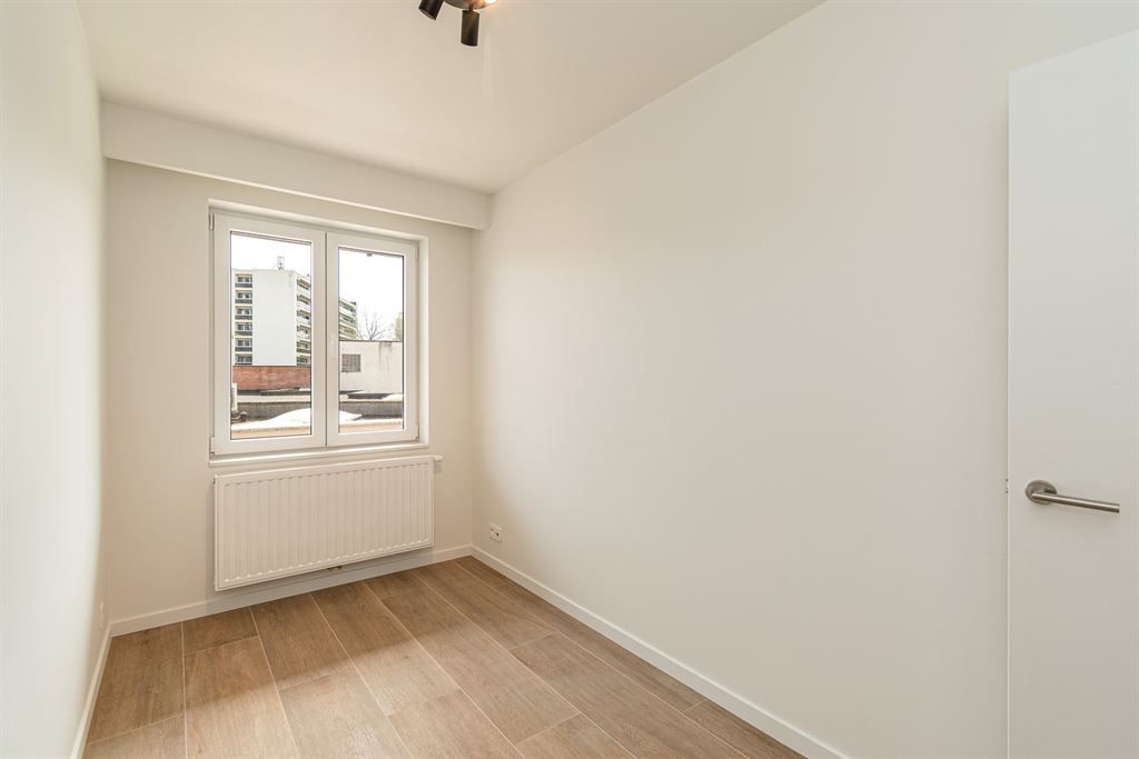 Gerenoveerd appartement op centrale locatie foto 13