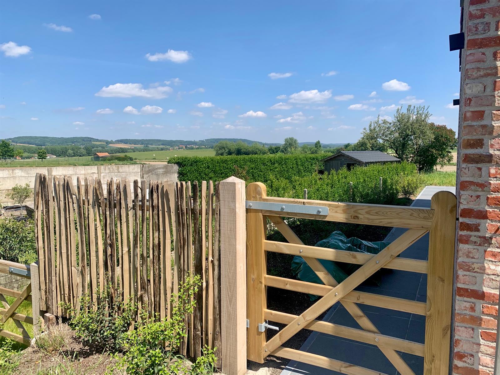 Prachtige nieuwbouwwoning met oprit, garage en tuin foto 18