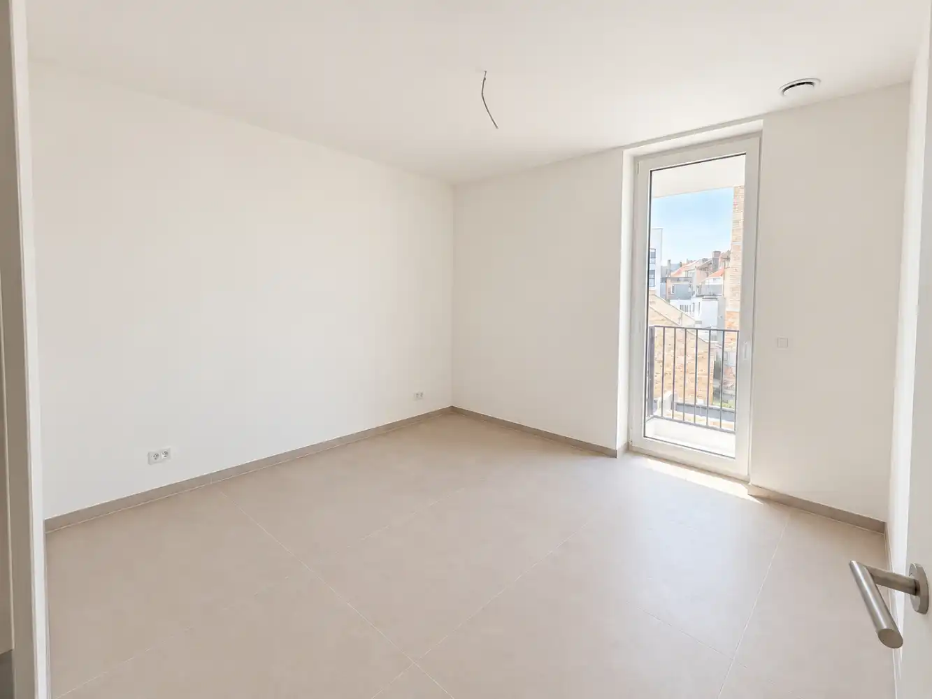 Ruim nieuwbouwappartement met 2 slaapkamers vlakbij het centrum foto 6