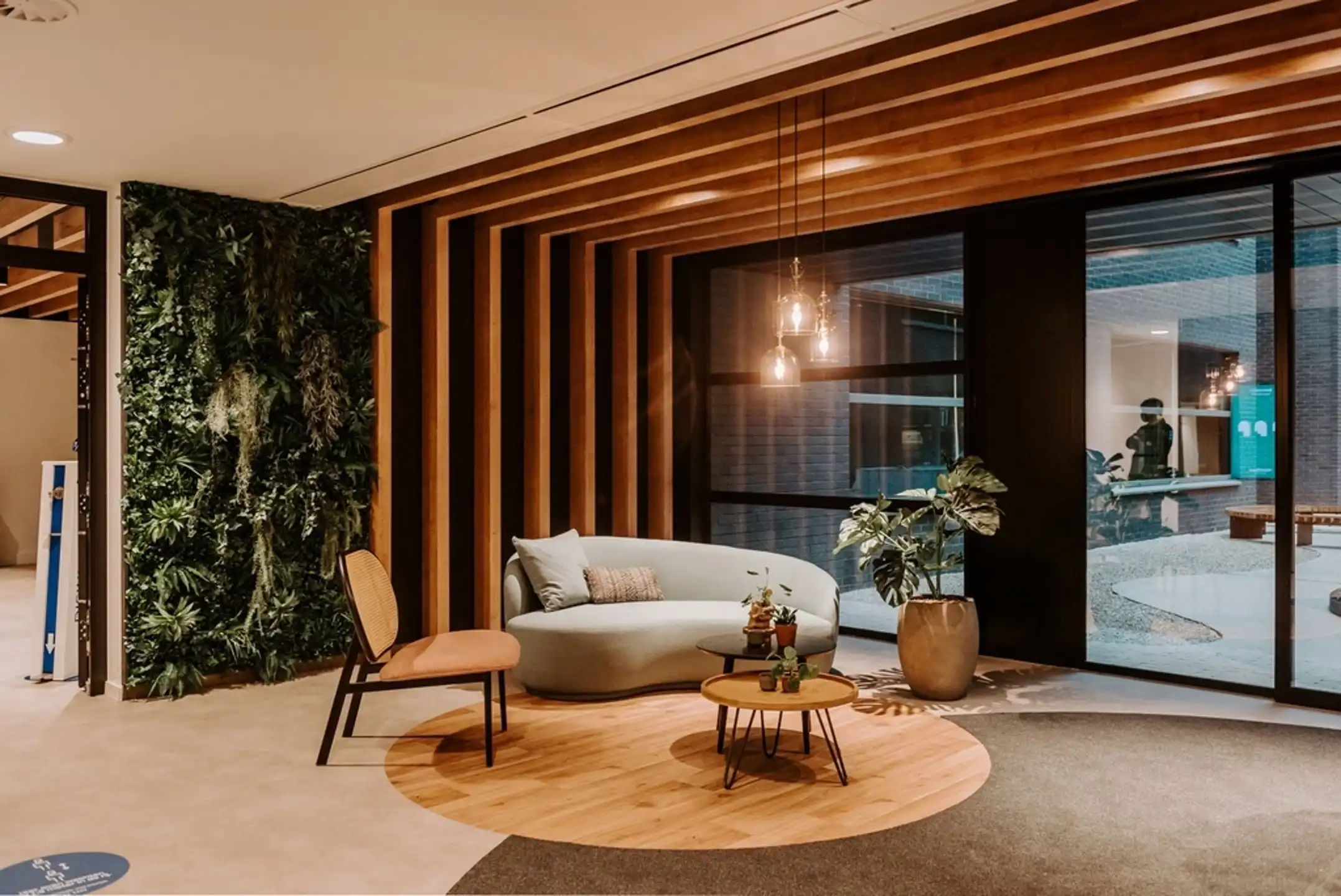 Kantoor te huur 535 m² op de gelijkvloerse verdieping foto 4