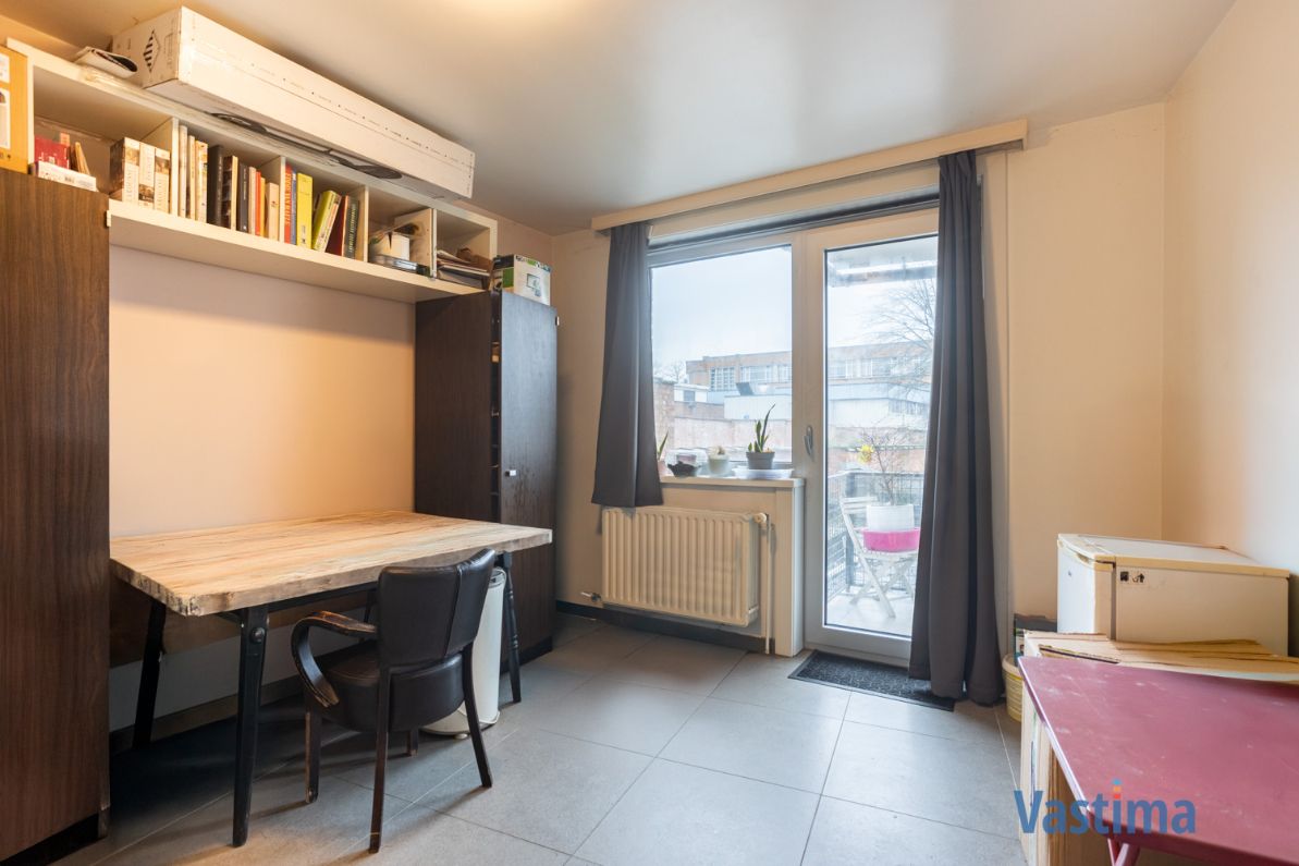 Appartement met 2 slaapkamers en terras in hartje Aalst foto 6
