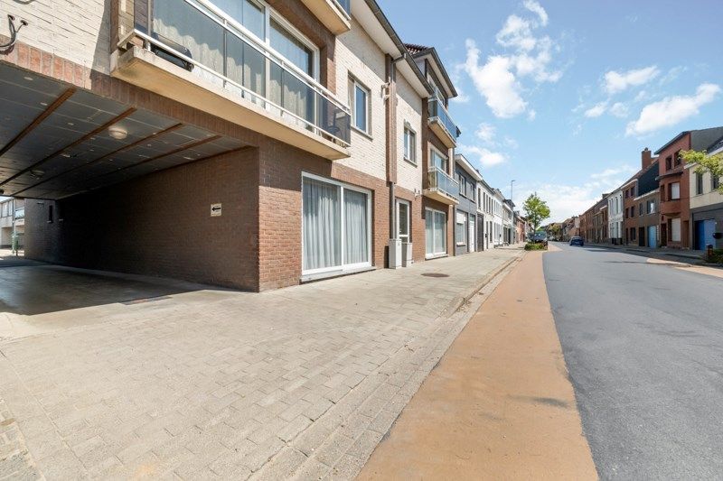 Gelijkvloers appartement met 2 slaapkamers, zonnig terras en een zeer ruime garage! foto 17