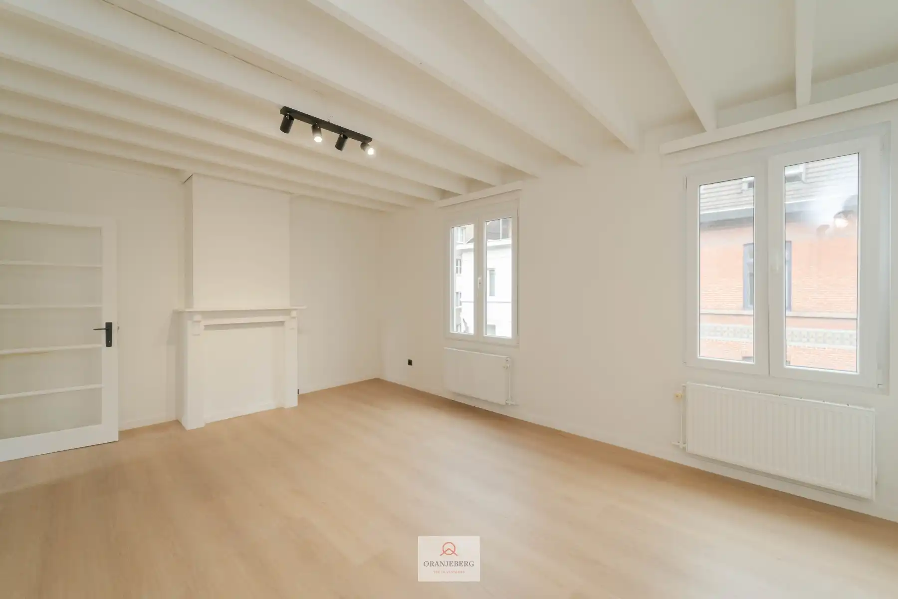 Charmant volledig gerenoveerd triplex appartement in de Gentse binnenstad foto 3