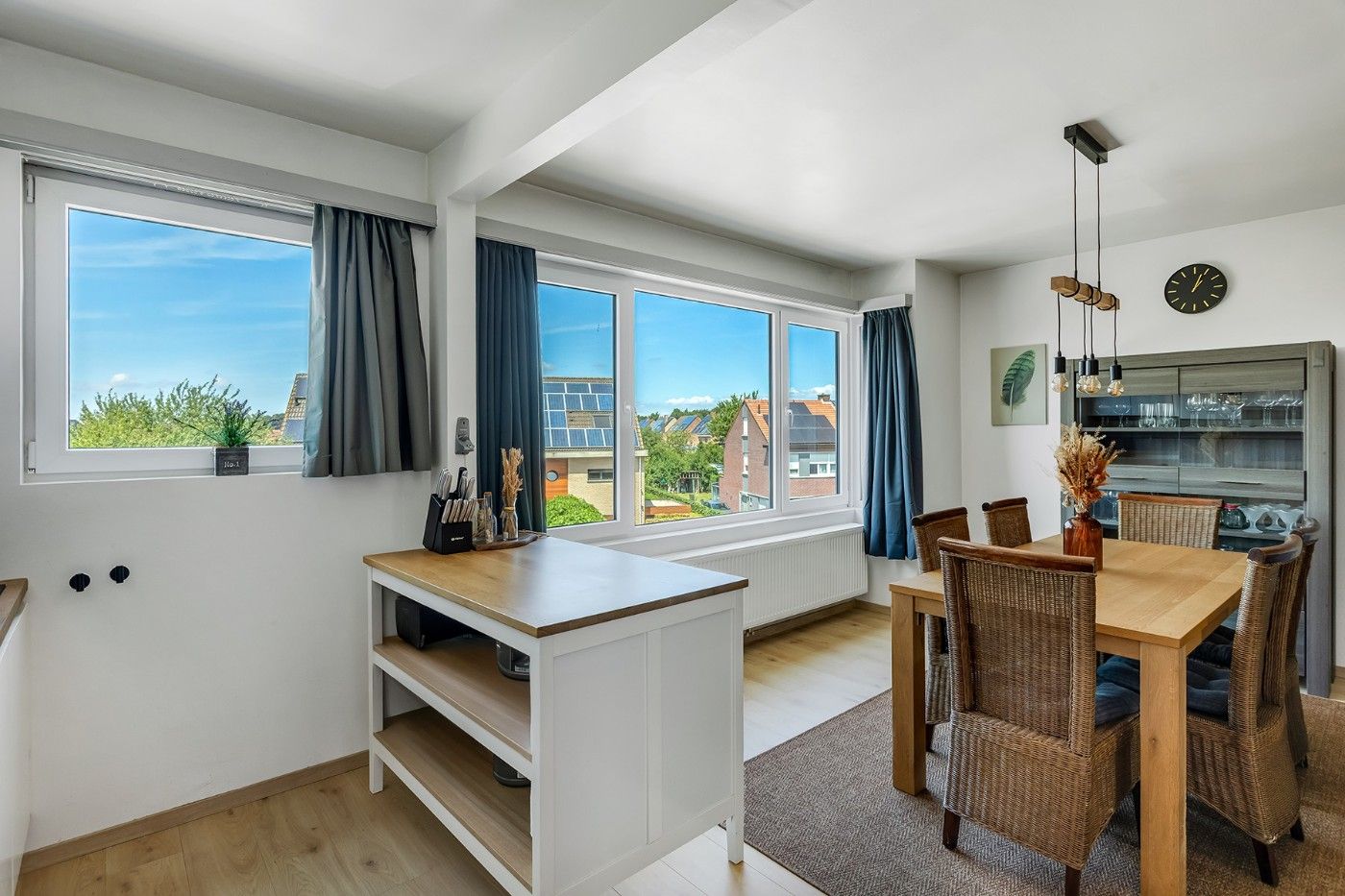 Keurig gerenoveerd appt. met 2 slpk., balkon en garagebox foto 10