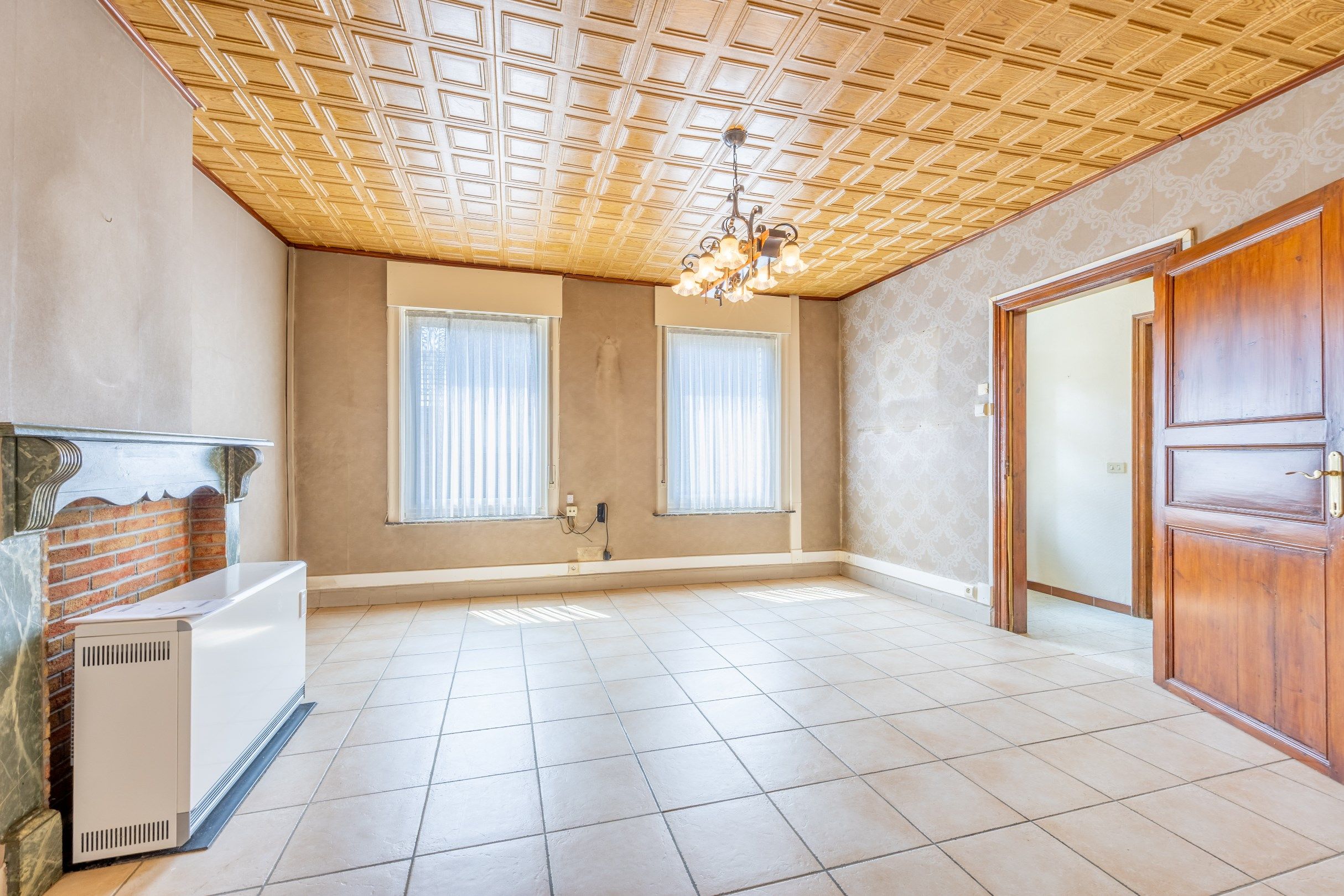 RUIME WONING MET 4 SLAAPKAMERS EN TUIN  foto 2