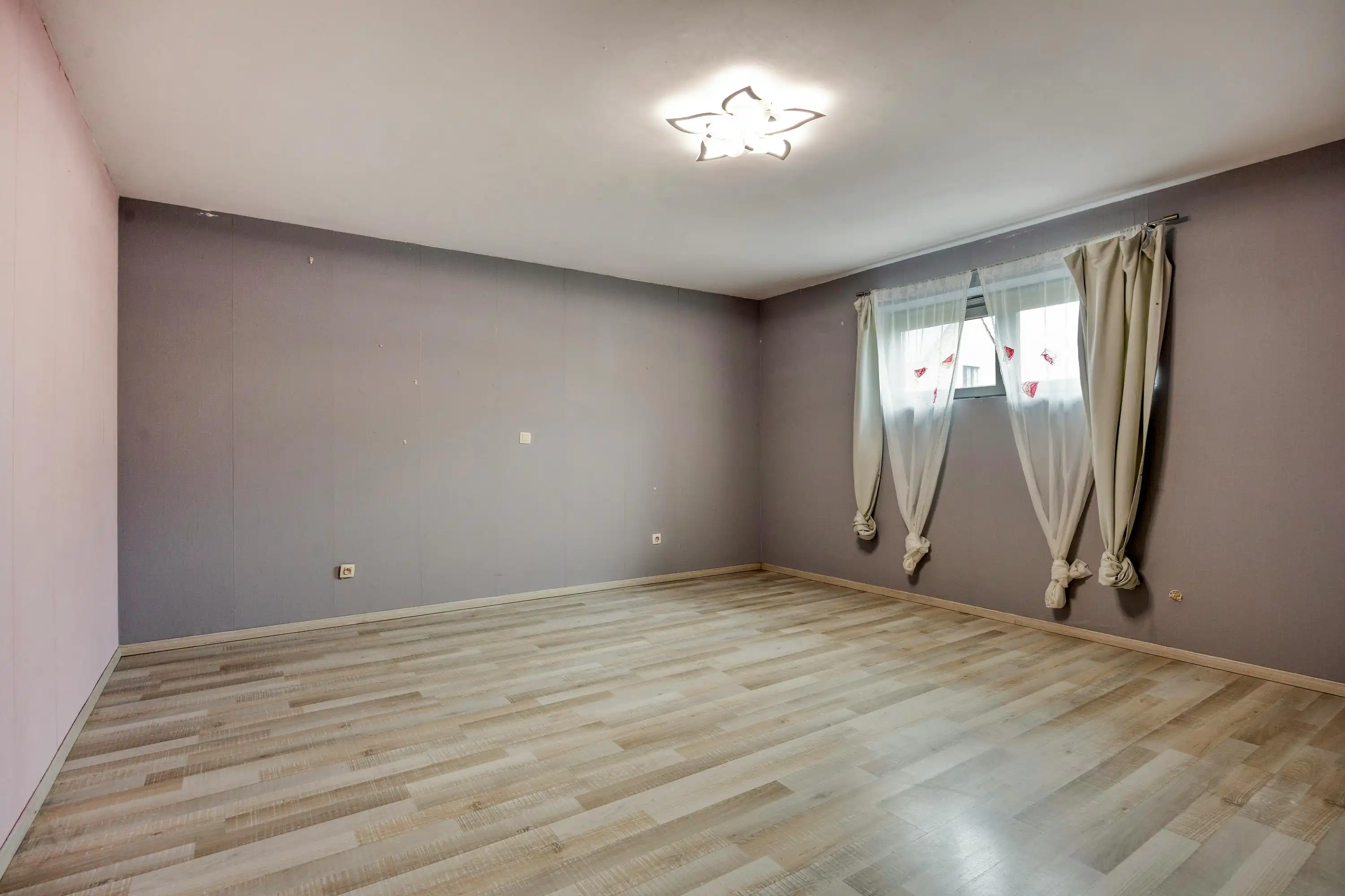Recente woning met mooie tuin en mogelijkheid tot 2 woonentiteiten foto 7