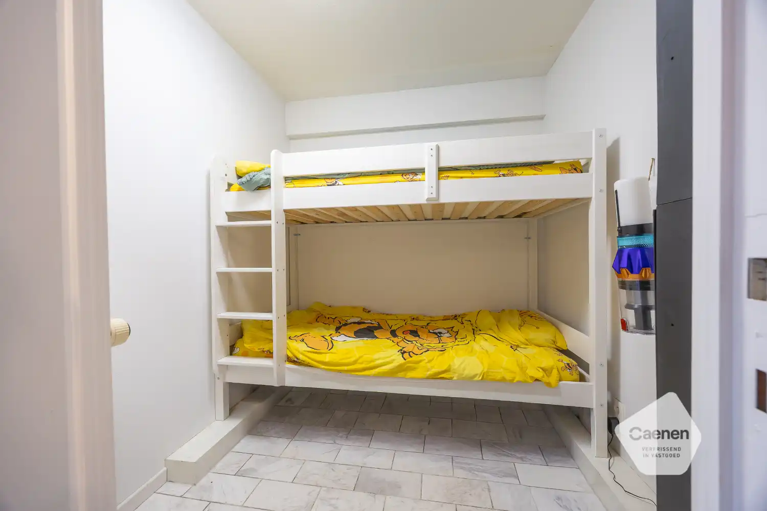 Instap klaar appartement met open zichten! foto 18