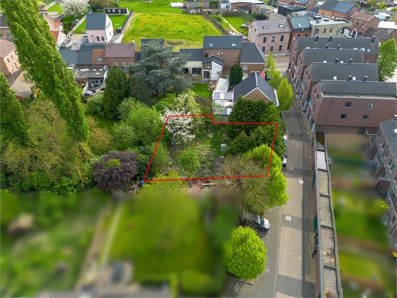 BOUWGROND GESCHIKT VOOR HALFOPEN BEBOUWING GELEGEN IN ATTENHOVEN foto 3