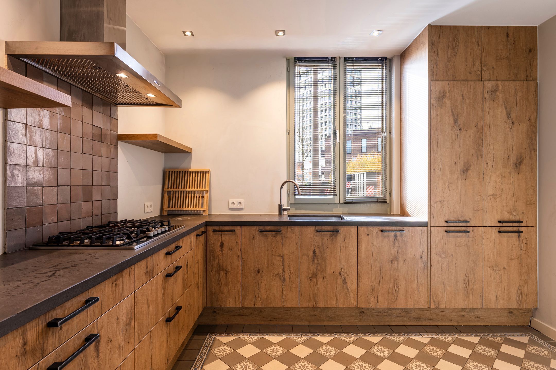 Instapklare woning met stadstuin in hartje Turnhout foto 3