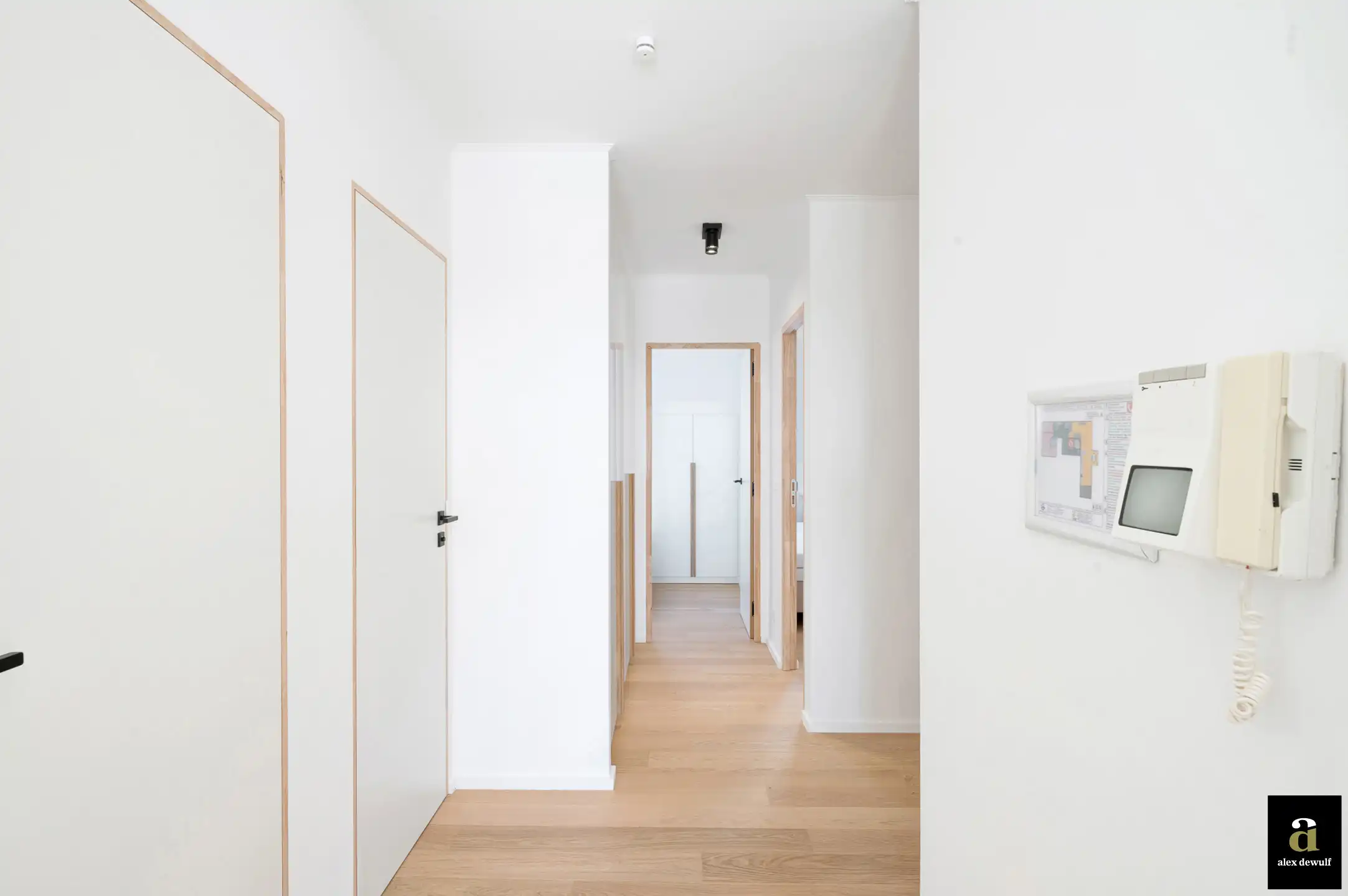 Ruim duplexappartement met vier slaapkamers en zonnig terras in Duinbergen. foto 33