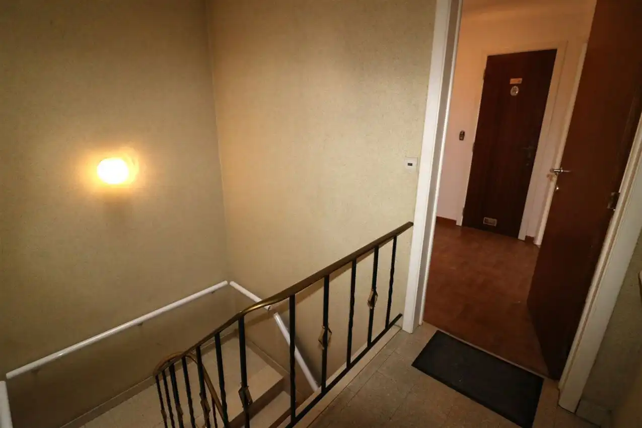 Appartement met 2 slaapkamers en garage te midden van centrum foto 24