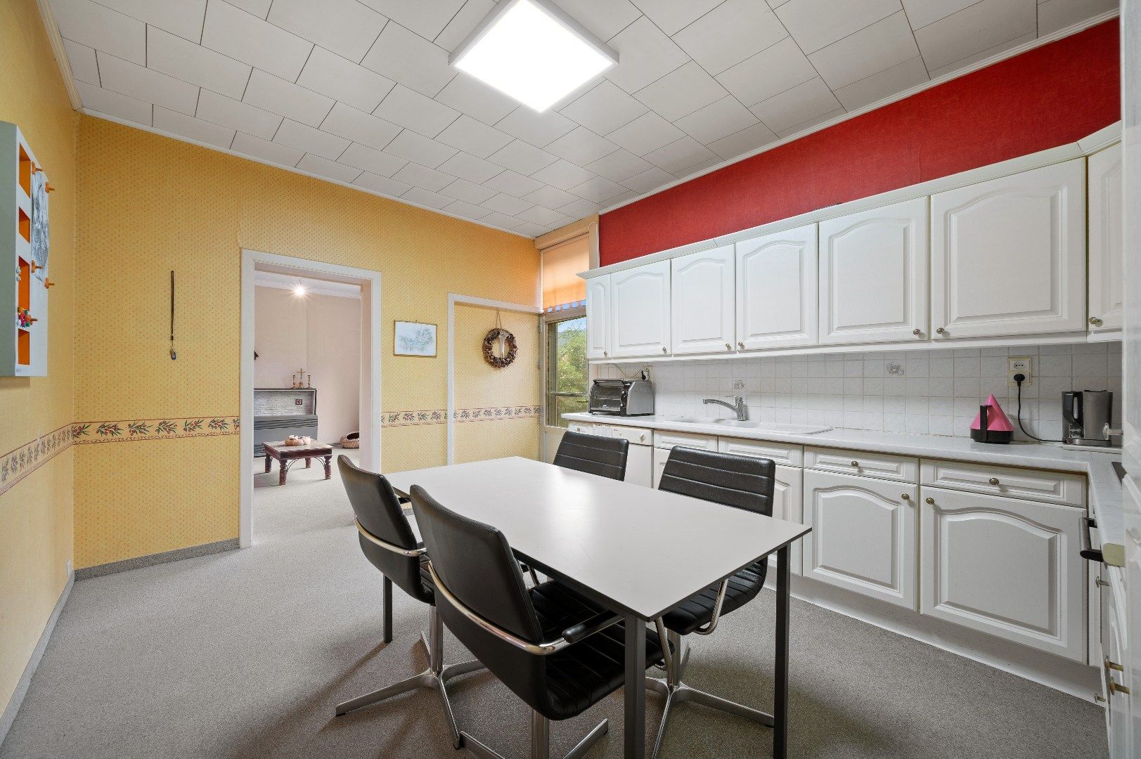 Geklasseerde te renoveren hoeve foto 11