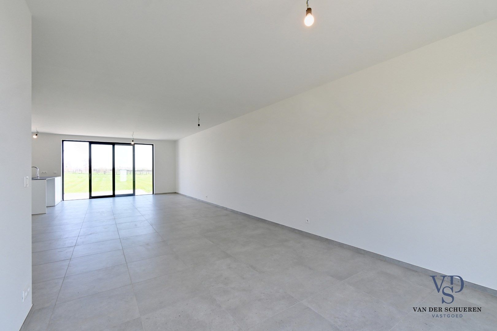 IN OPTIE ! Half Open Bebouwing met afzonderlijke garage  foto 5