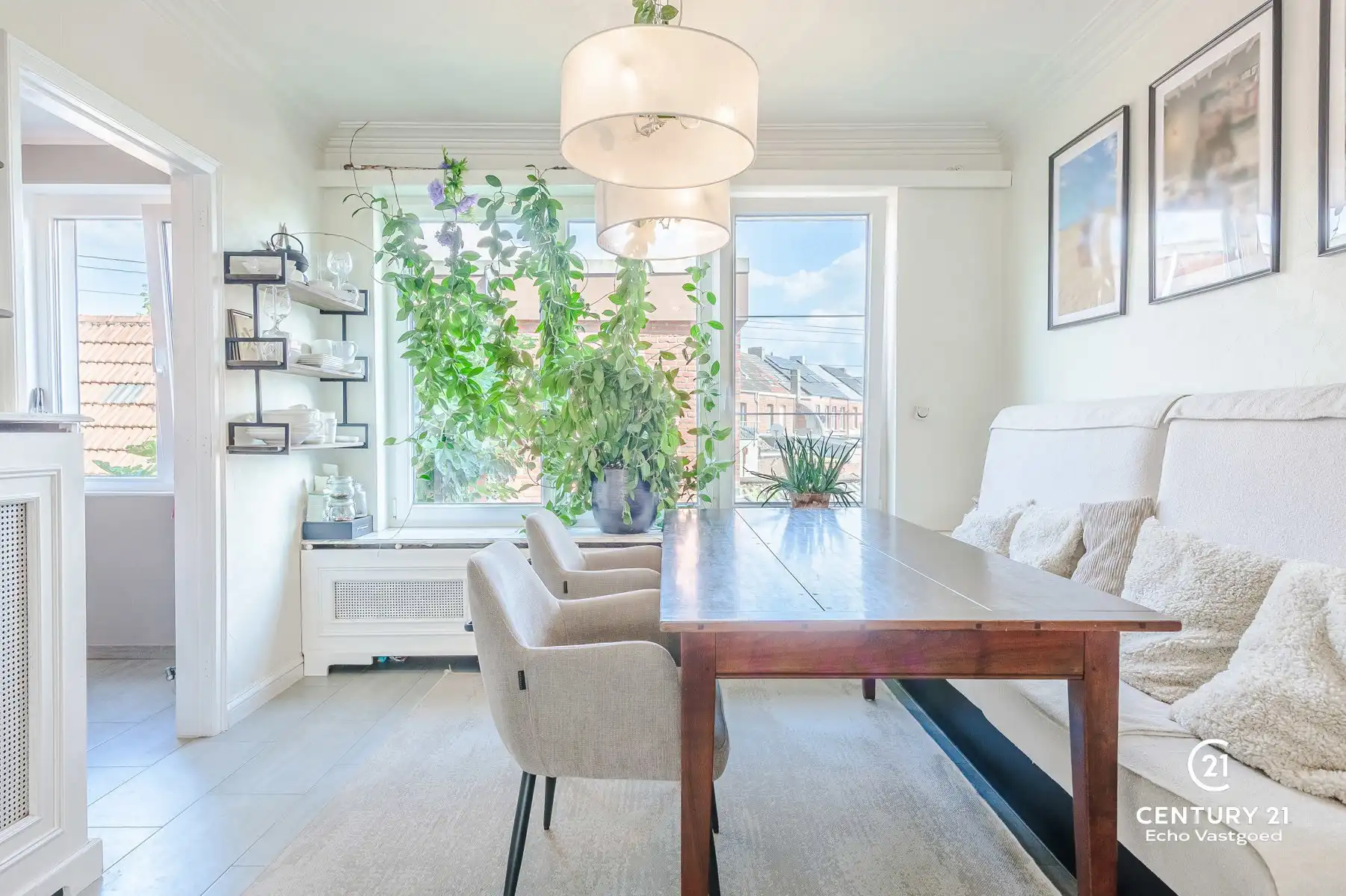 Instapklaar, energiezuinig wonen mét handelsruimte en garage foto 16