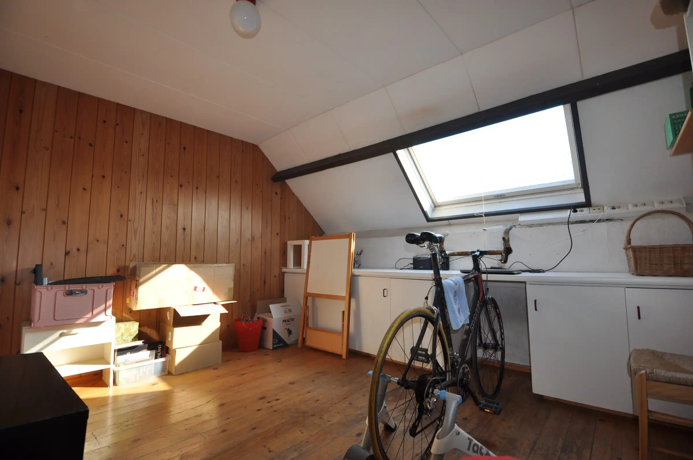 Vernieuwde herenwoning in het centrum van Zandvoorde foto 20