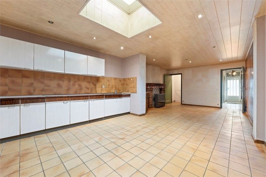 TE RENOVEREN RIJWONING VLAKBIJ HET CENTRUM VAN SINT-TRUIDEN foto 10