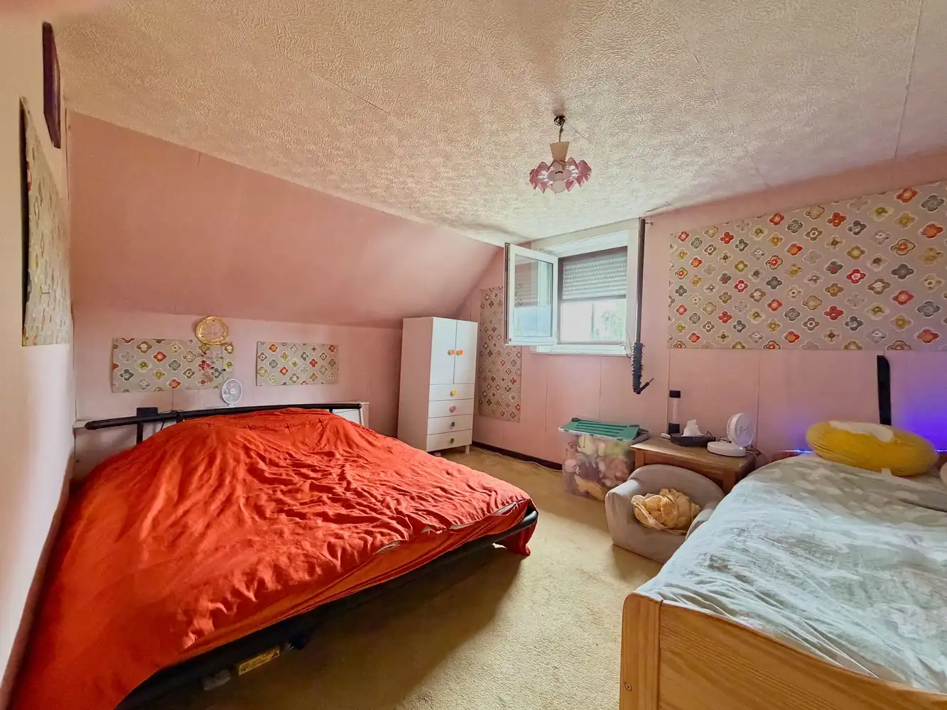 Unieke gezinswoning  op 1608m² met landelijk verzicht foto 11