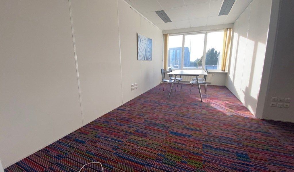 Instapklaar kantoor te huur in Brandstraat, Lokeren foto 11