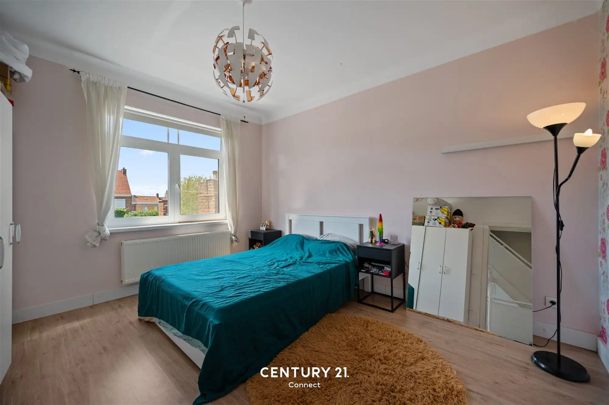 Instapklare rijwoning met tuin. foto 12