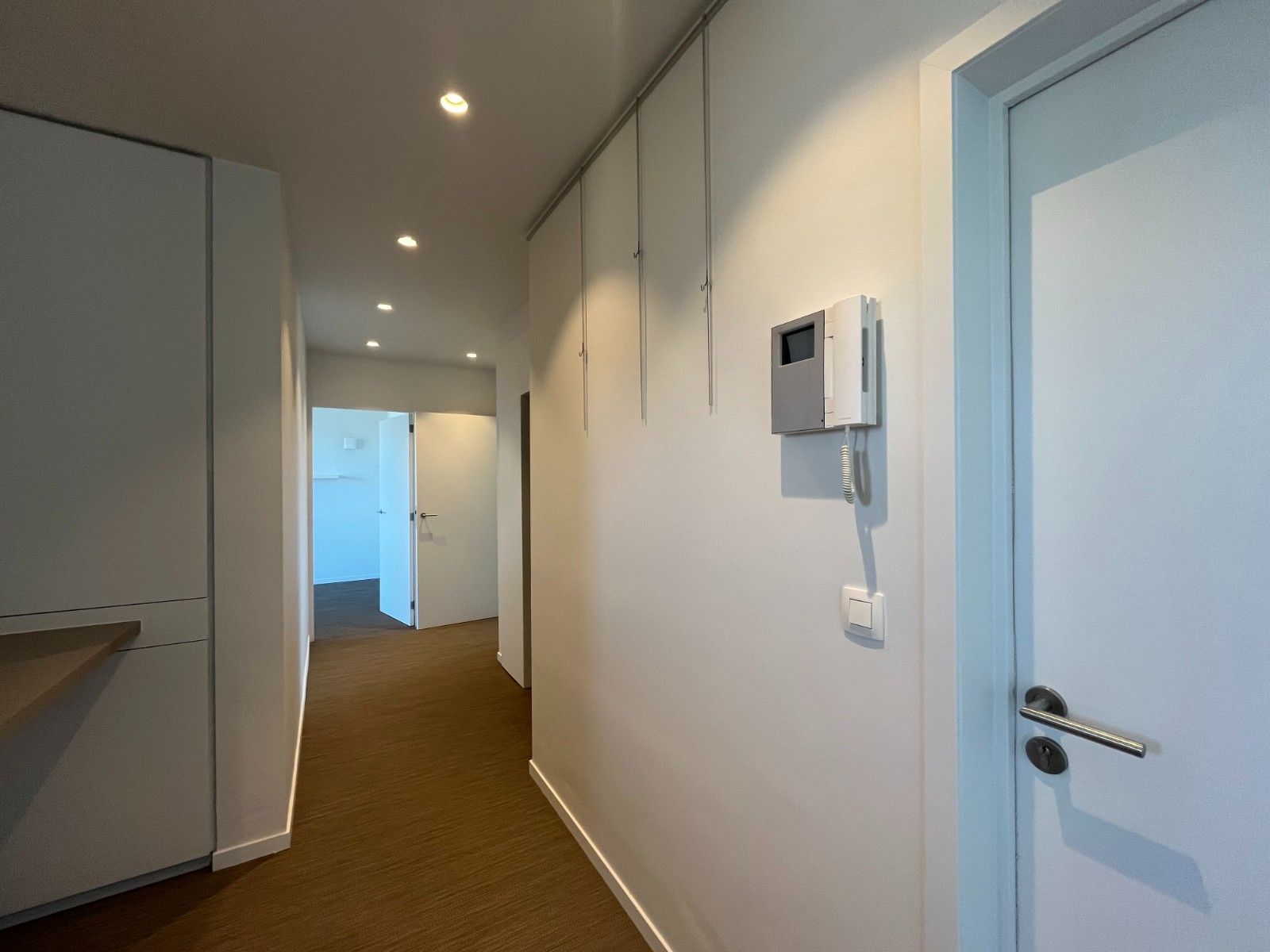 Modern en ruim appartement te huur in Waregem – 114 m² foto 8