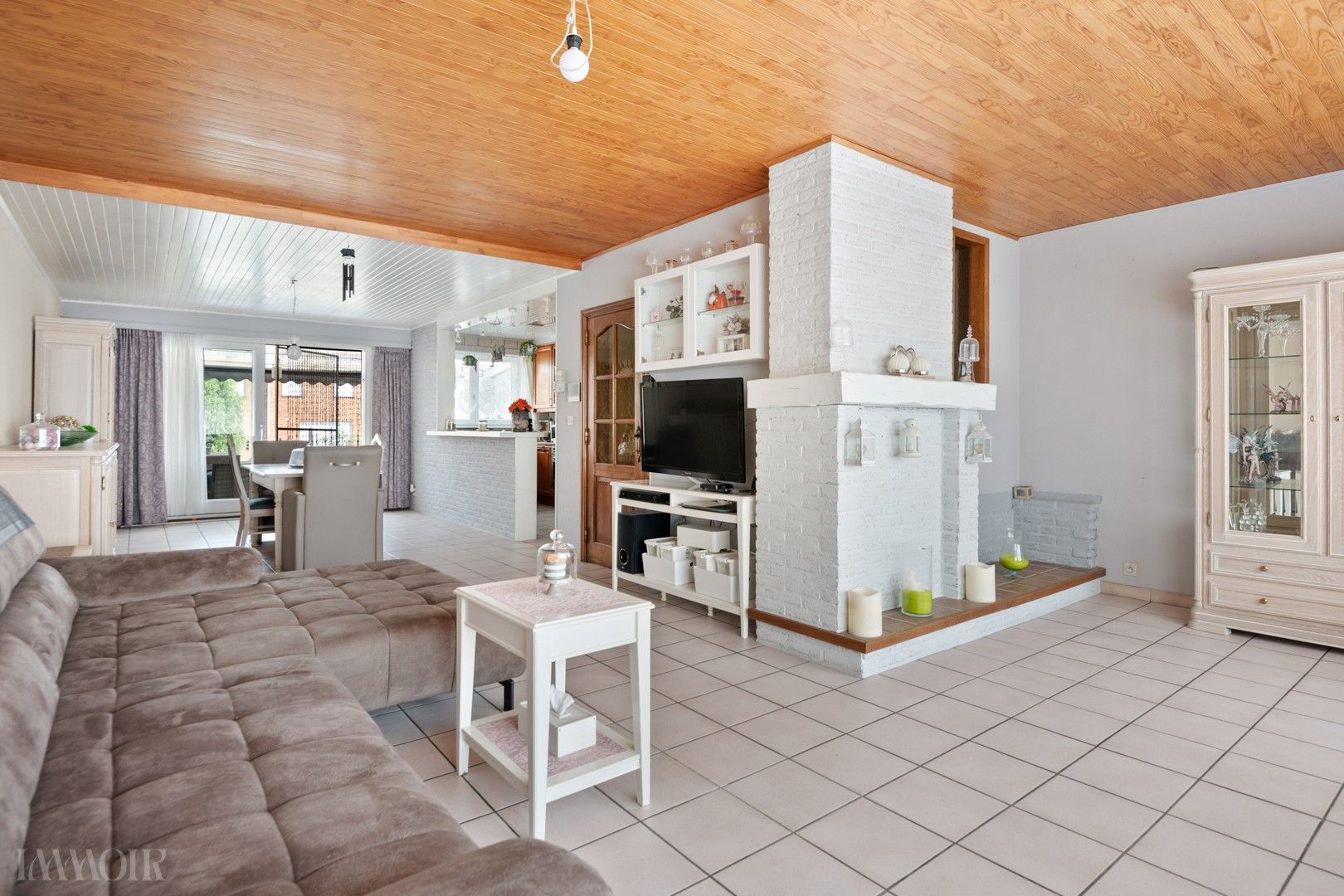 Charmante bel-etage met tuin en oprit nabij centrum Aartselaar. foto 8