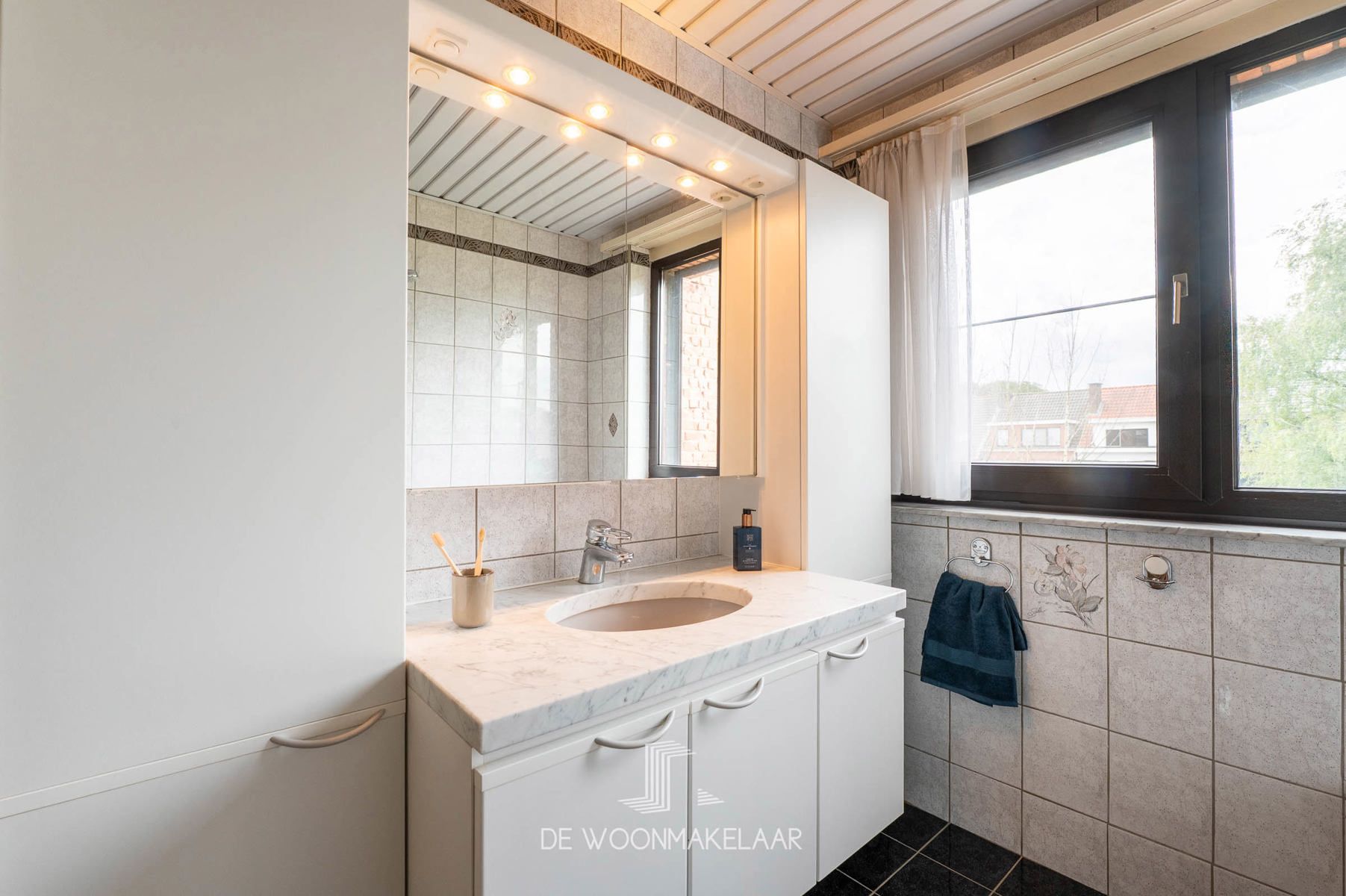 Verzorgde bel-etage met 3 slk en ZW tuin in rustige woonwijk foto 14