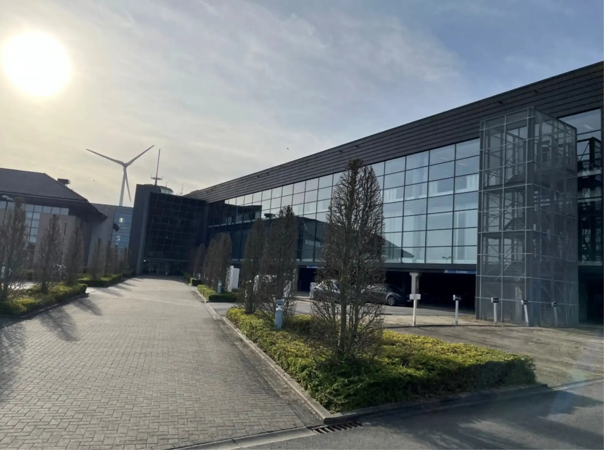 Kantoorruimte  te huur : 177 m² op de 2de  verdieping. foto 4