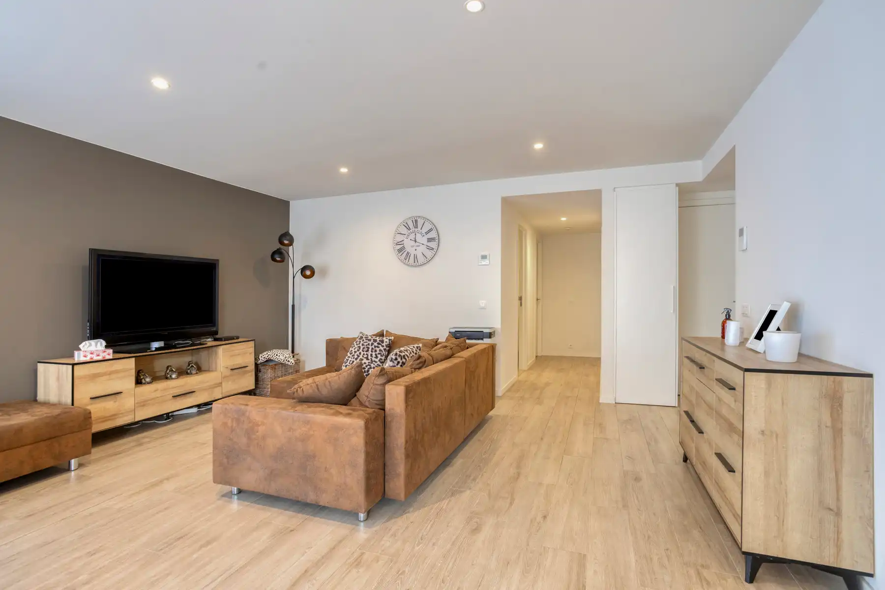 Prachtig gelijkvloers BEN-appartement met terras en parking foto 6