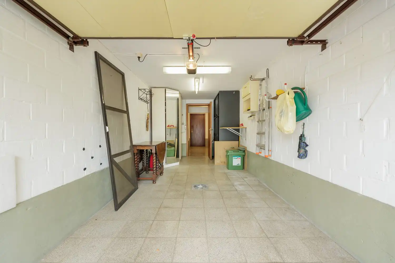 Verzorgd appartement met dubbel terras en zonnig zicht op groen in Beveren-Waas foto 24