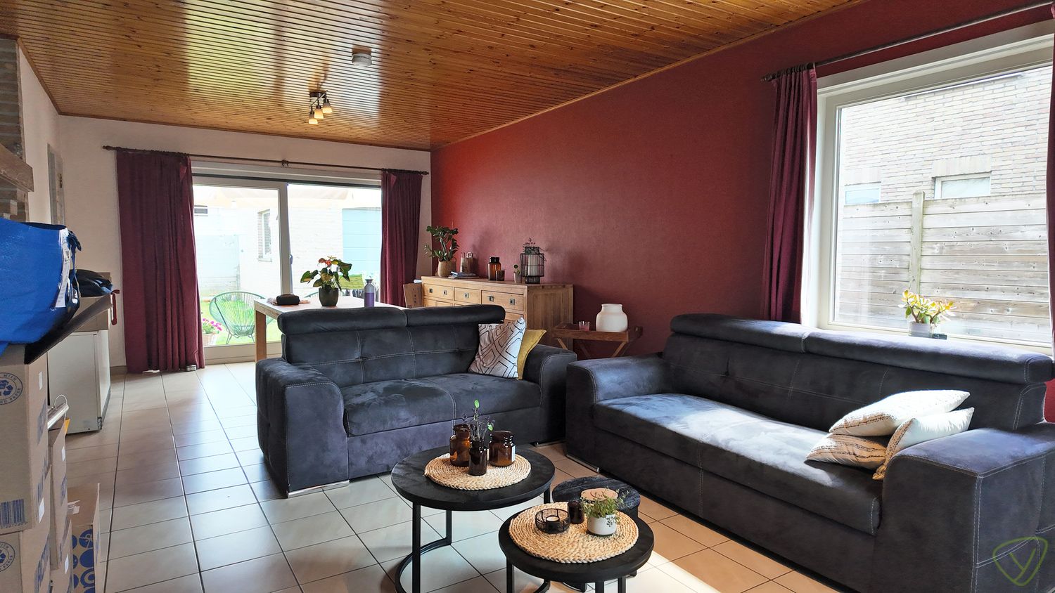 Gezellige gezinswoning met tuin en garage in Oosteeklo-Dorp! foto 2