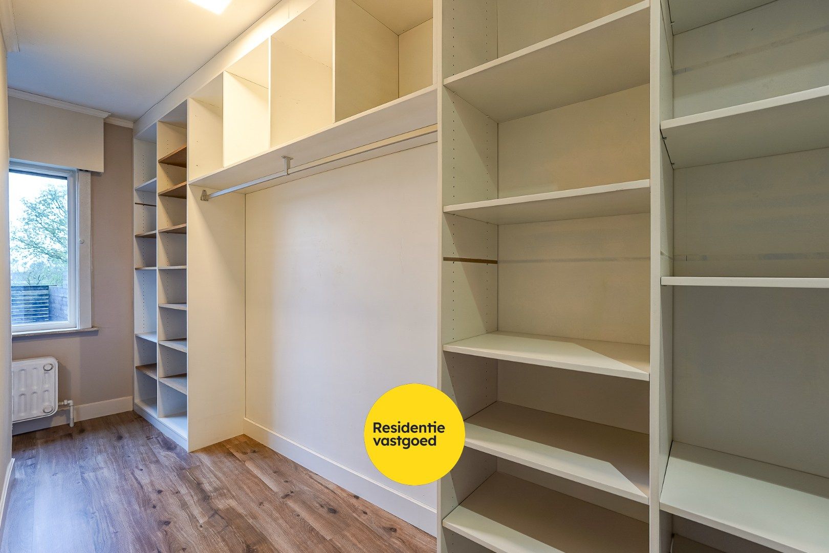 Ruim appartement te huur in Eernegem foto 10