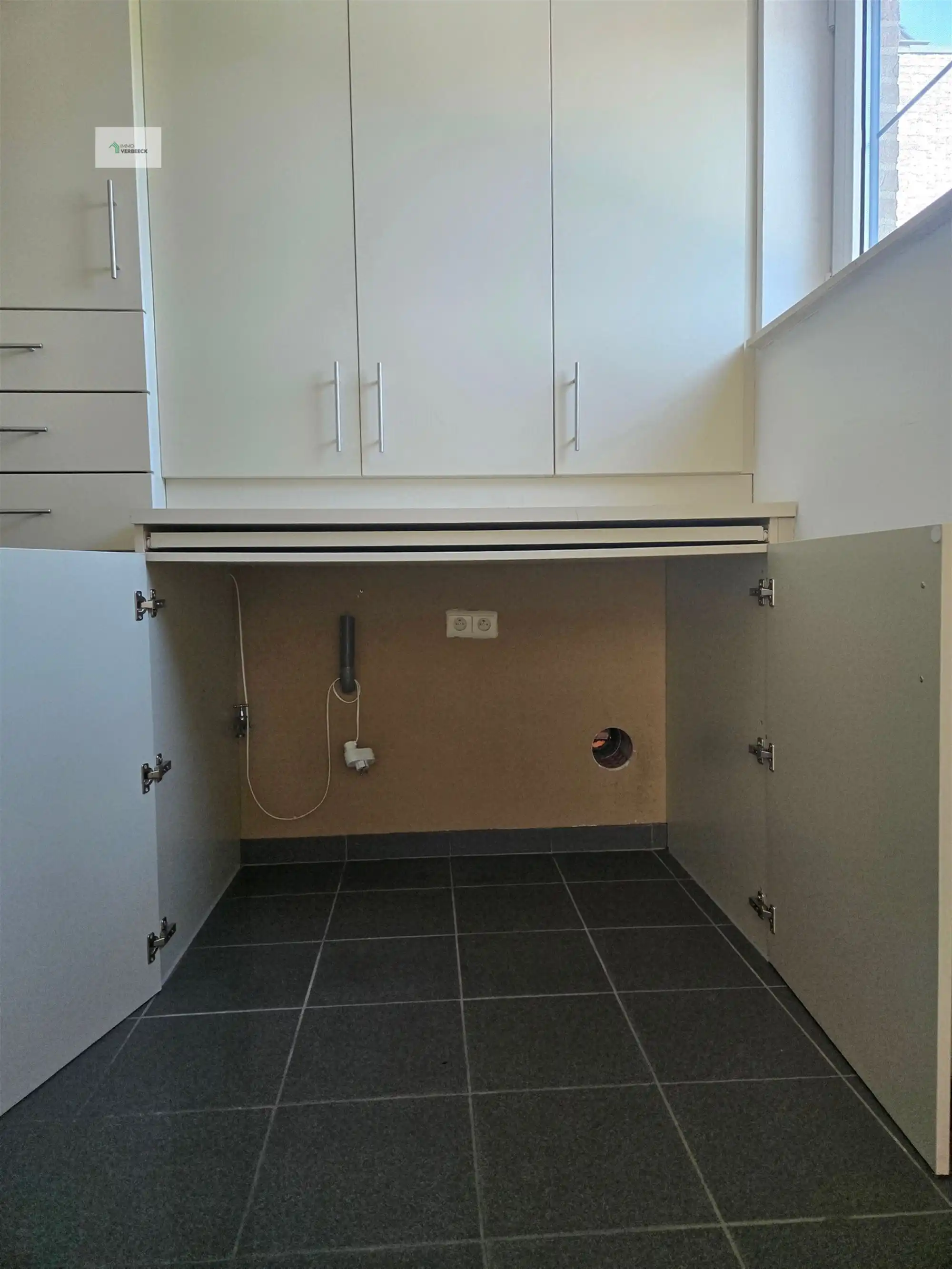 Ruime Woning met 3 Slaapkamers in Bale foto 19