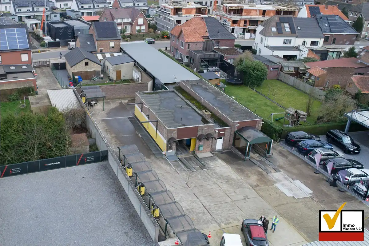 Gebouw gebruikt als carwash met voorliggende grond gelegen te Spurkerweg 10 , 3740 Bilzen-Hoeselt foto 3