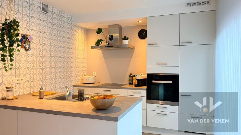 GELIJKVLOERS 2-SLAAPKAMER APPARTEMENT foto 5