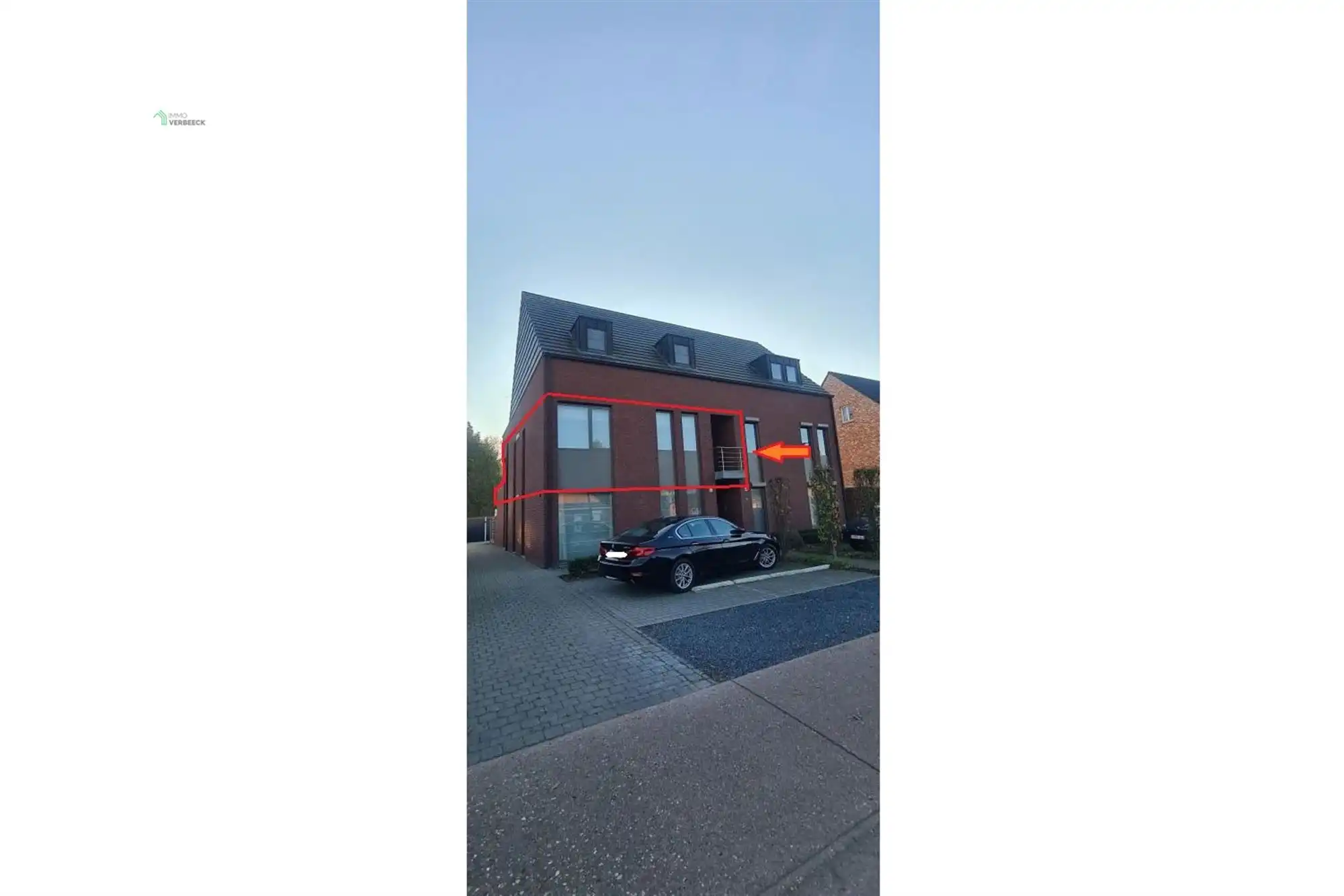 Prachtig 2 slpkmr app + afgesloten garagebox foto {{pictureIndex}}
