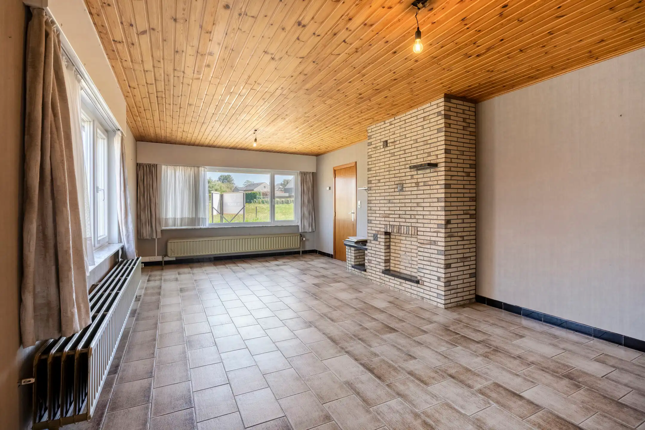Vrijstaande woning op perceel van 16are foto 4
