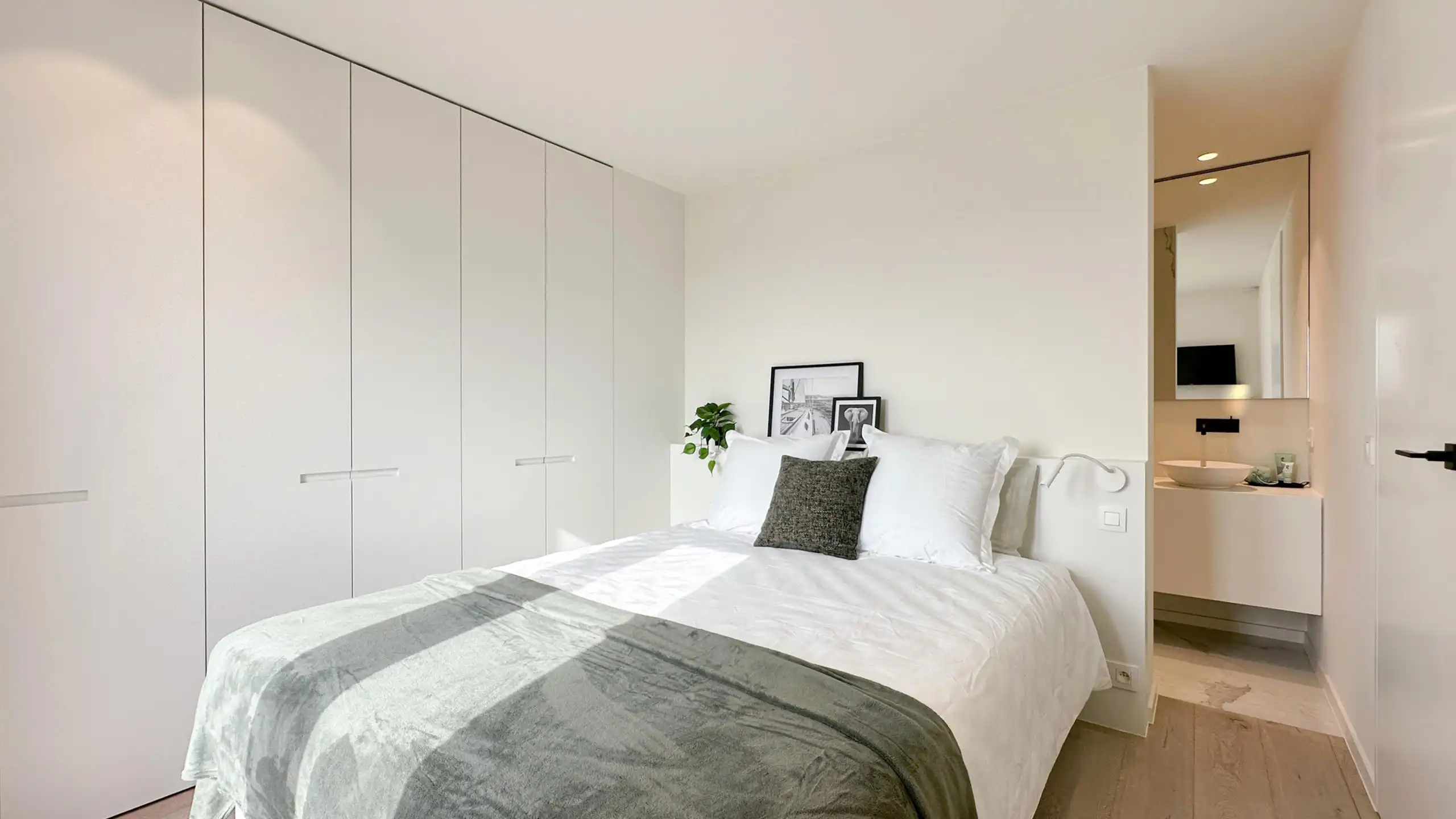 Gerenoveerd appart. met adembenemend zicht op het ZEGEMEER! foto 25