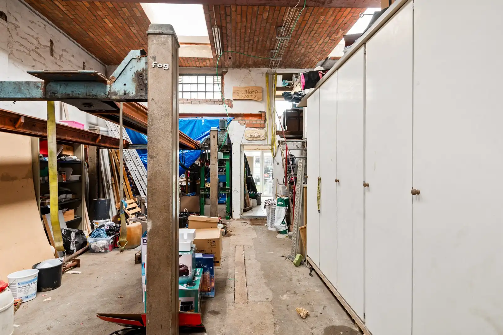 Ruime woning met 5 slpk en grote garage (100 m²) foto 13