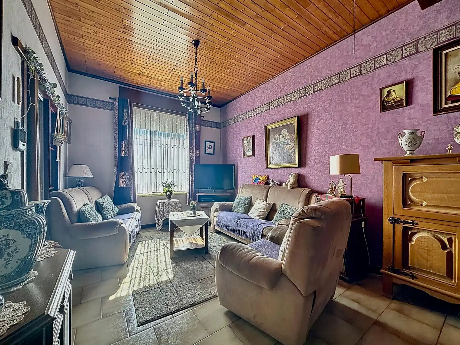 Gezellige stadswoning met 2 SLPK én zonnige tuin! foto 4