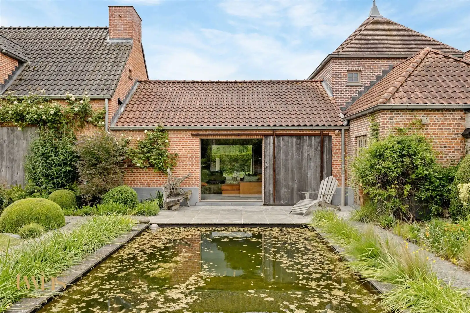 Exclusief wonen in de geliefde gerenoveerde Patershoeve te Buggenhout  foto 5