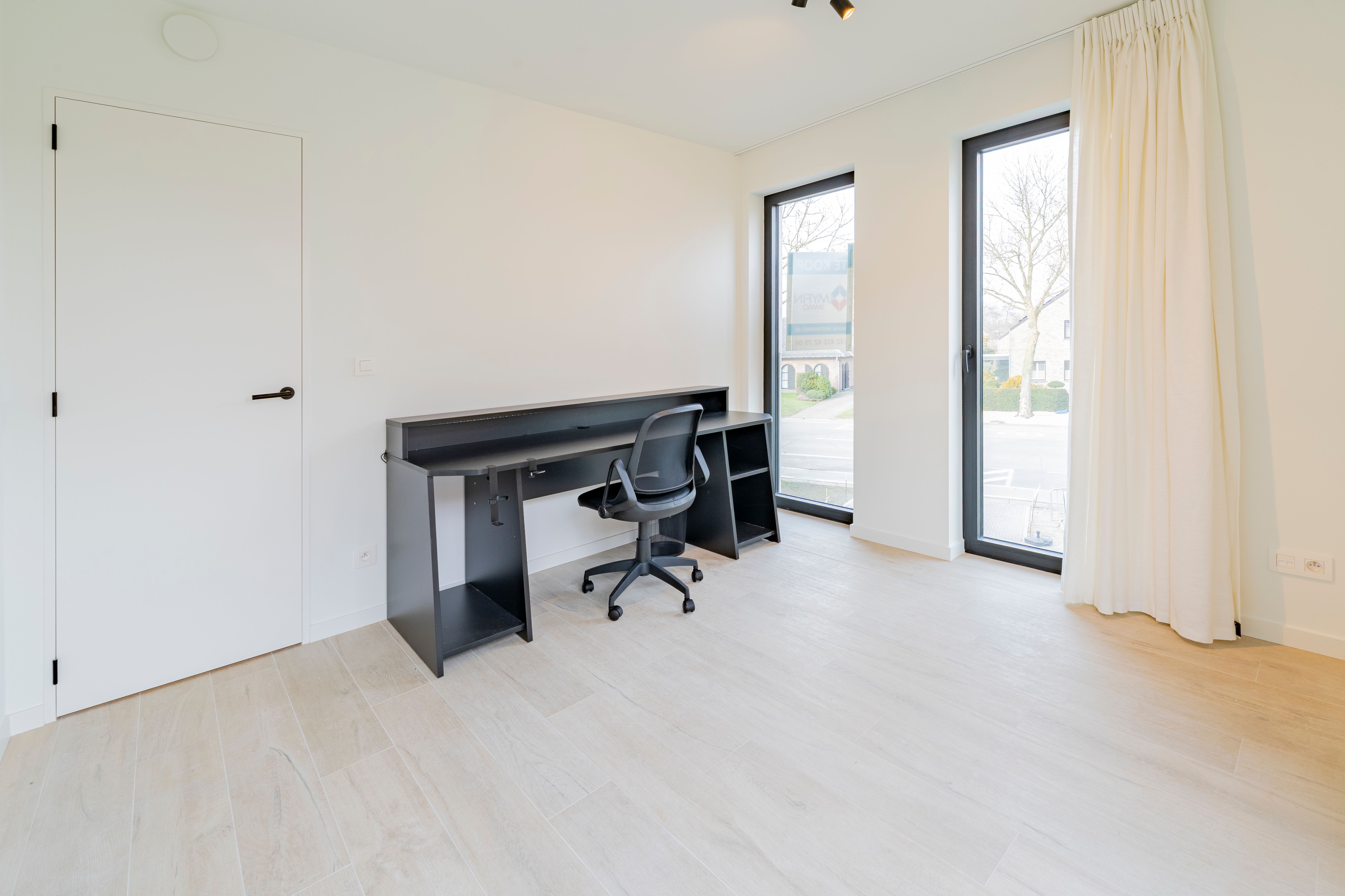 Uitzonderlijk duplexappartement te Oosteeklo foto 8