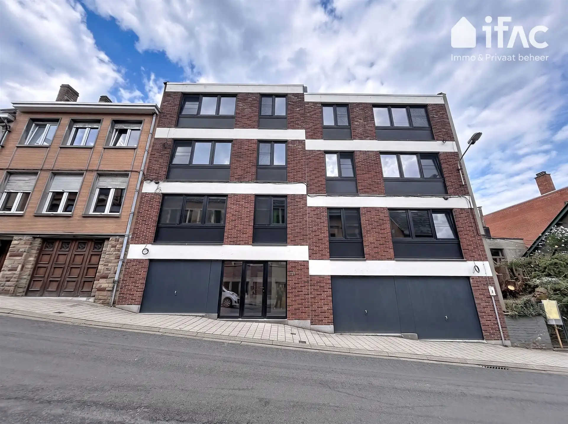 Modern appartement met terras en 2 slaapkamers foto 13