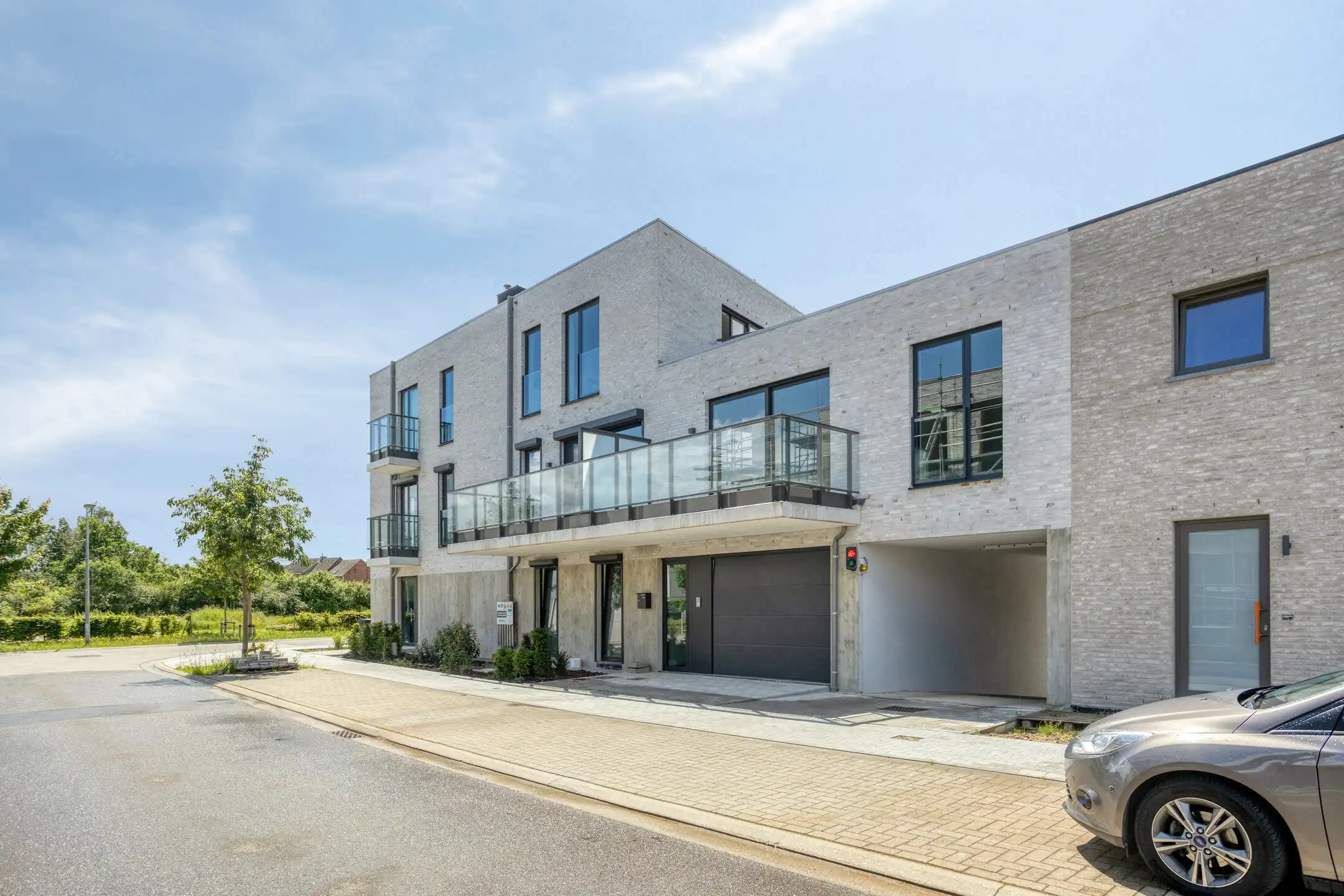 Appartement te koop foto {{pictureIndex}}