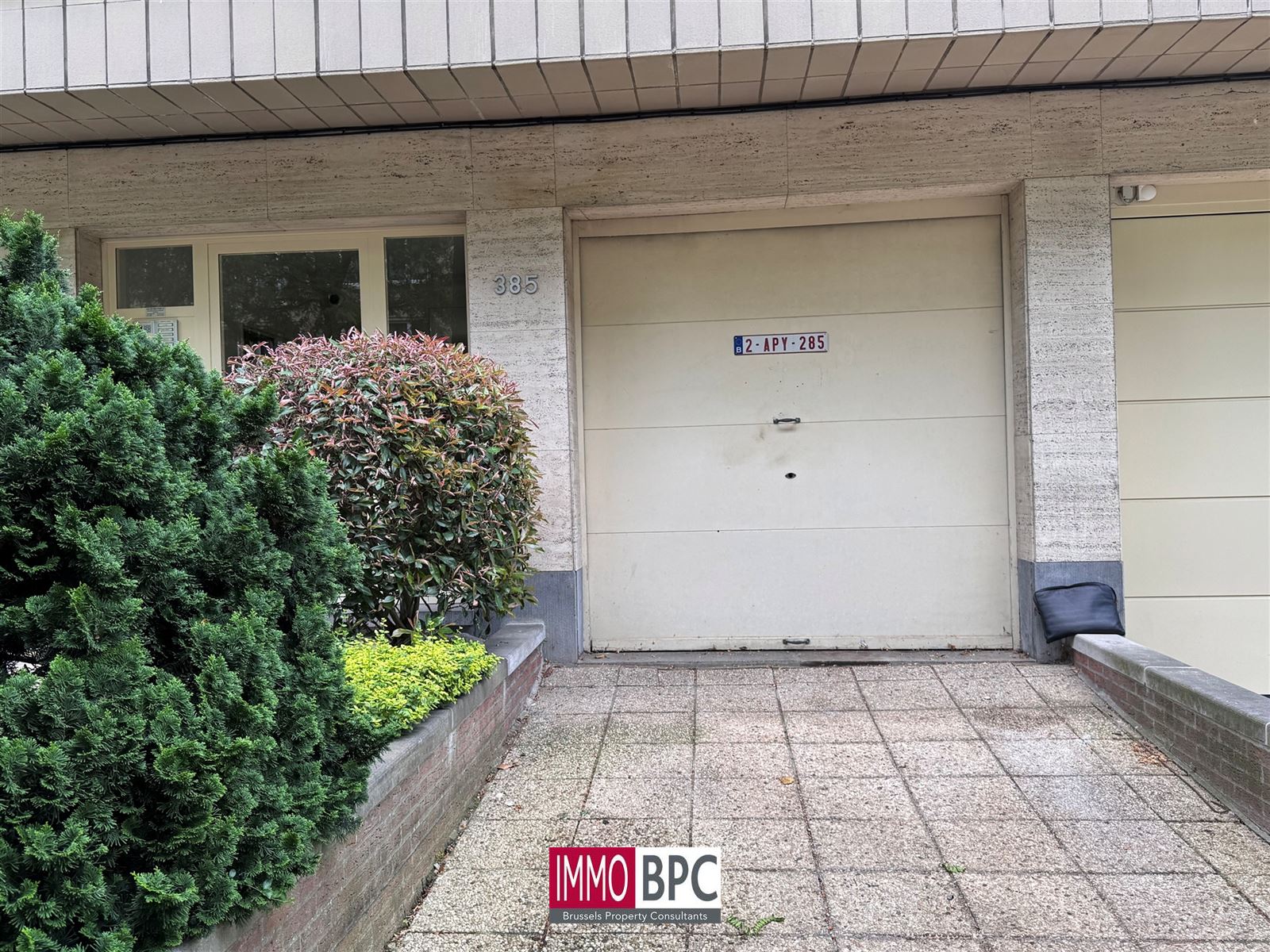 Garagebox - buiten foto 1