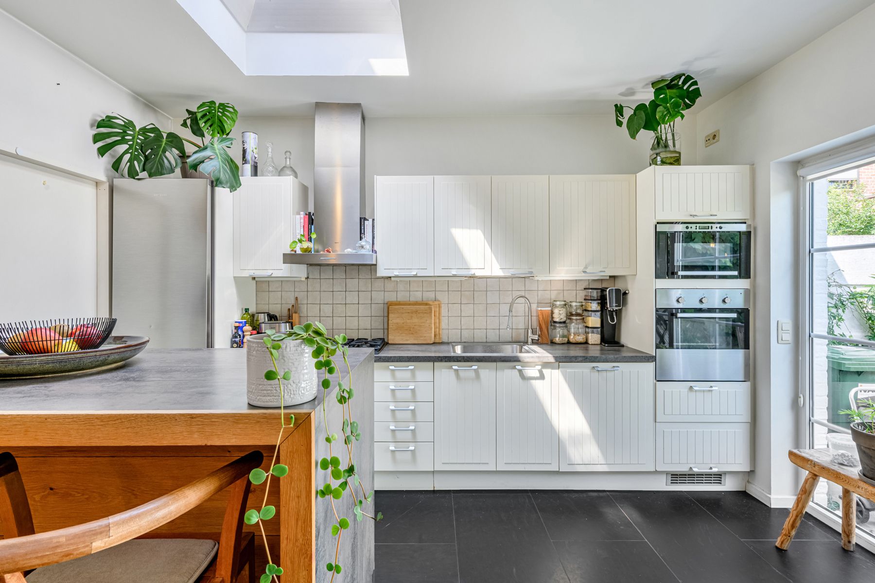 Perfect onderhouden woning met ruim groenterras foto 12