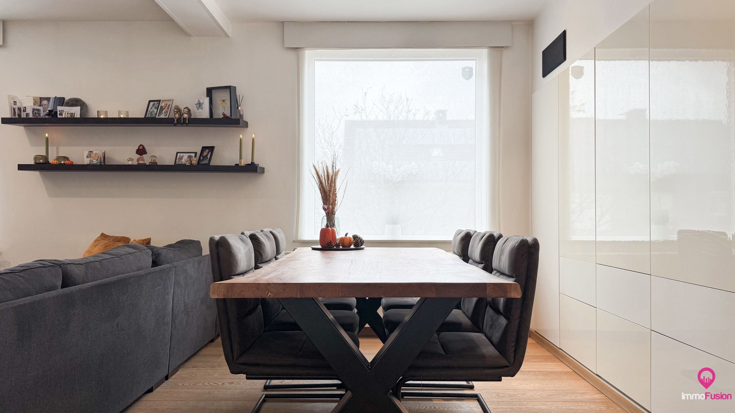 Instapklare open bebouwing met 4slpks op perceel van 10are! foto 5