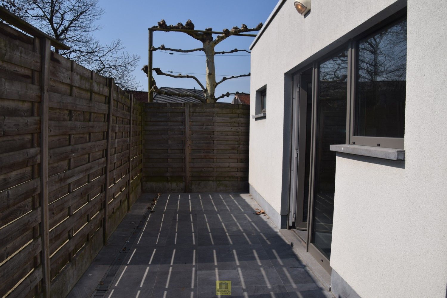 Gelijkvloers appartement met terras foto 13