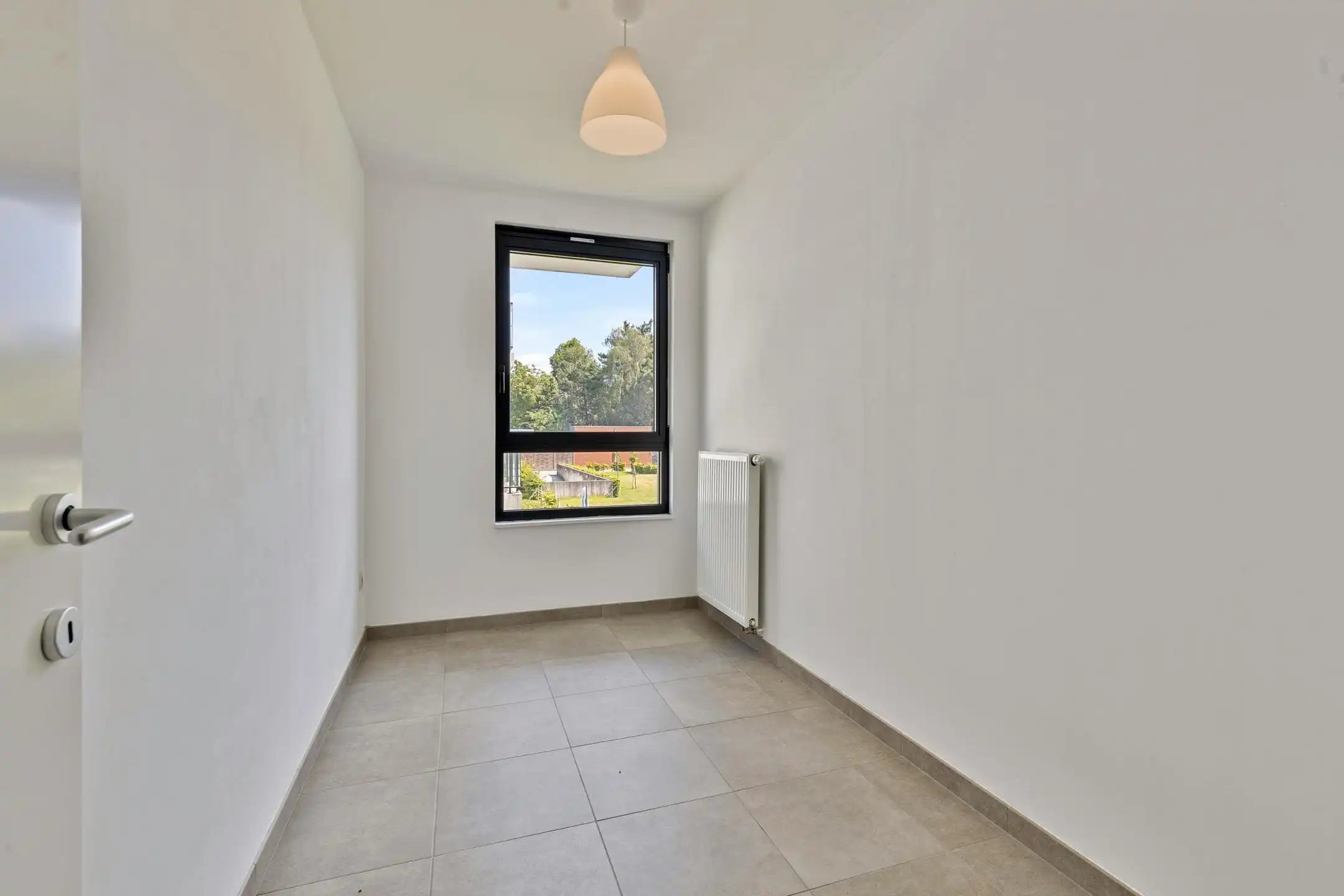 Modern en instapklaar appartement te koop in Roeselare foto 10