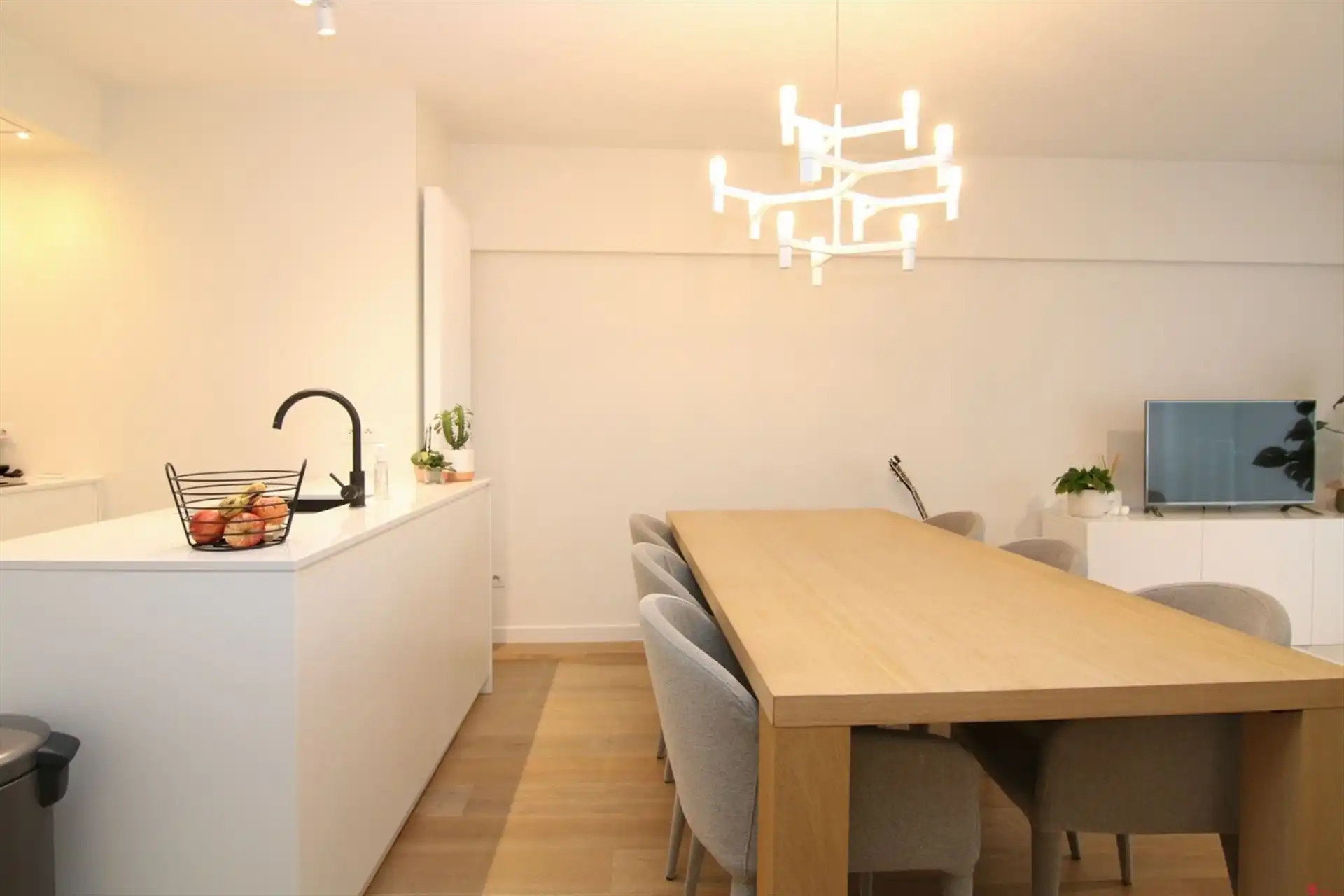 Knap appartement met zuidgericht terras foto 5