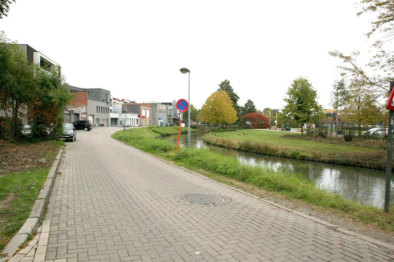 Instapklaar appartement met 2 slpk., autostaanplaats en terras in centrum Aarschot foto 29